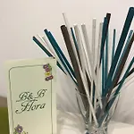 Flora Bed & Breakfast 3*