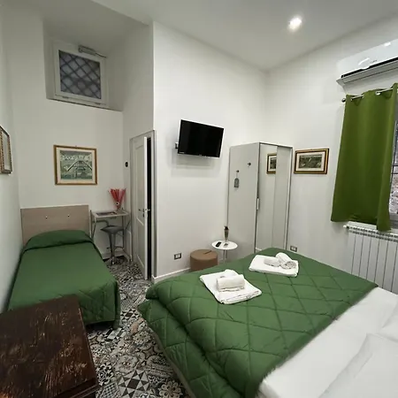 Flora 皮亚扎-阿尔梅里纳