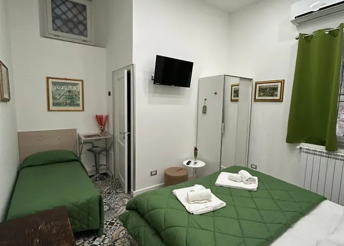 Flora פיאצה ארמרינה