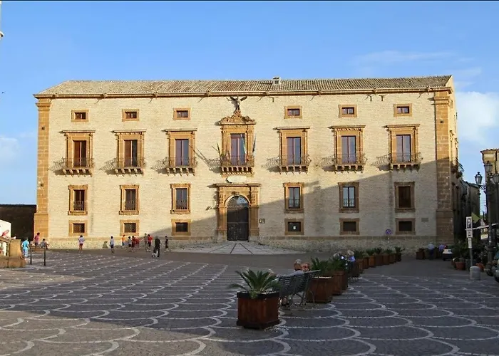 Flora Bed & Breakfast